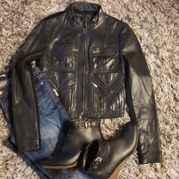 TODAY⚡️NWT BCBGMAXAZRIA CROP SZ XS - Picture 1 of 9